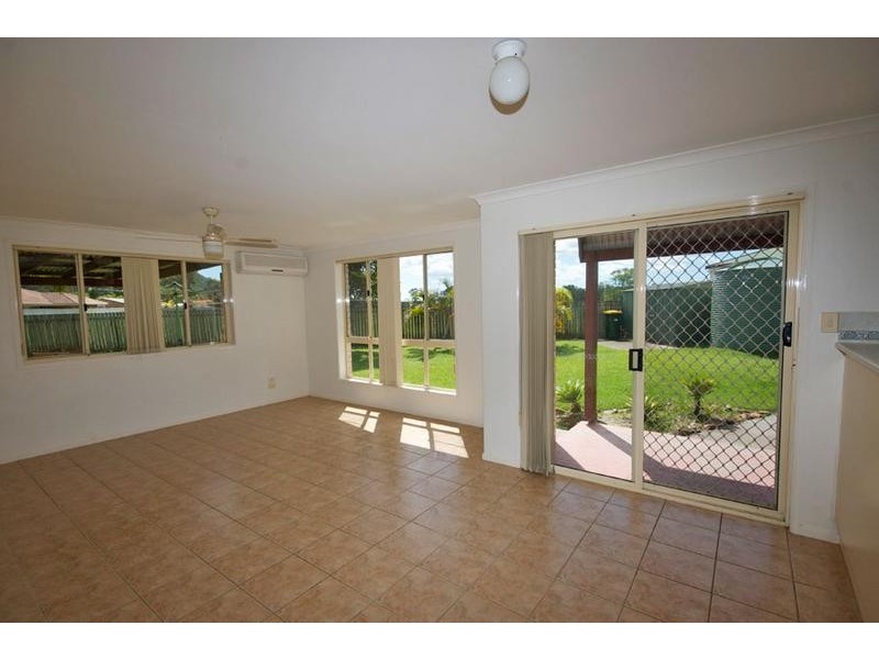 7 Amber Close, Townsend NSW 2463