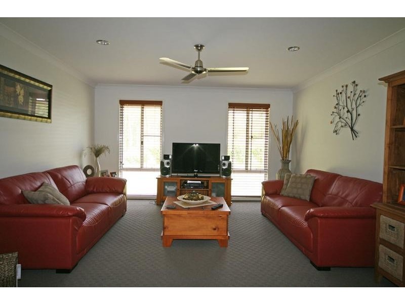 5 Sundew Close, Gulmarrad NSW 2463