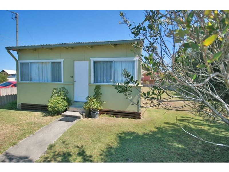 52 Ocean Road, Brooms Head NSW 2463