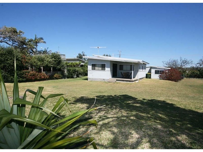 29 Ocean Road, Brooms Head NSW 2463