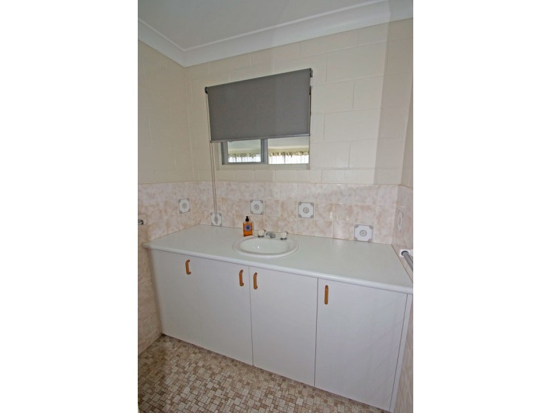 34 Honeysuckle Street, Brooms Head NSW 2463