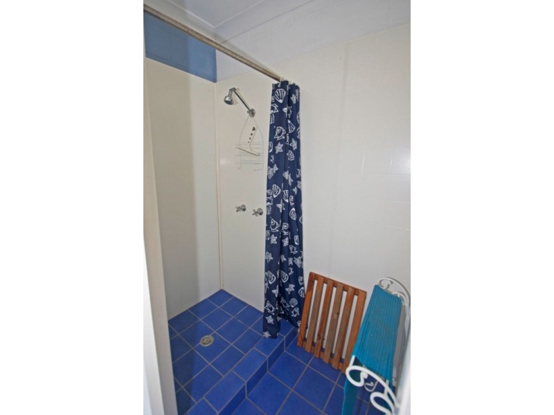 15 Honeysuckle Street, Brooms Head NSW 2463