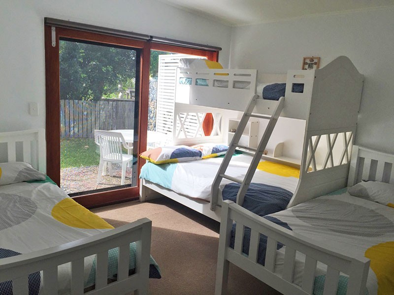 3 Honeysuckle Street, Brooms Head NSW 2463