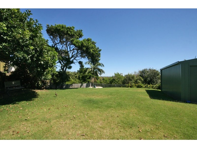130 Ocean Road, Brooms Head NSW 2463