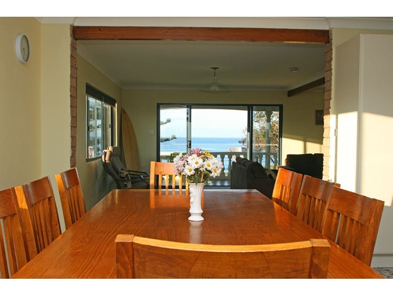 37 Ocean Road, Brooms Head NSW 2463