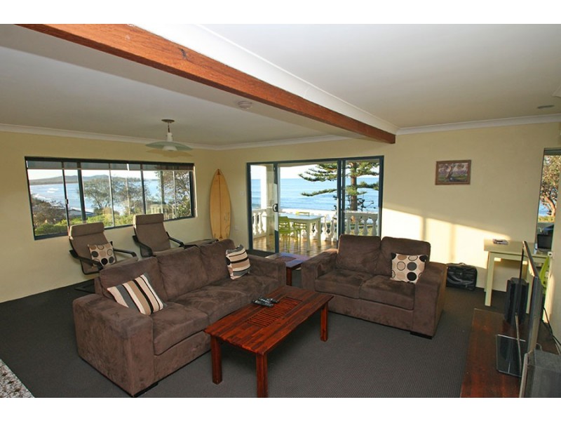 37 Ocean Road, Brooms Head NSW 2463