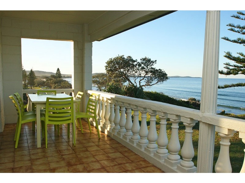 37 Ocean Road, Brooms Head NSW 2463