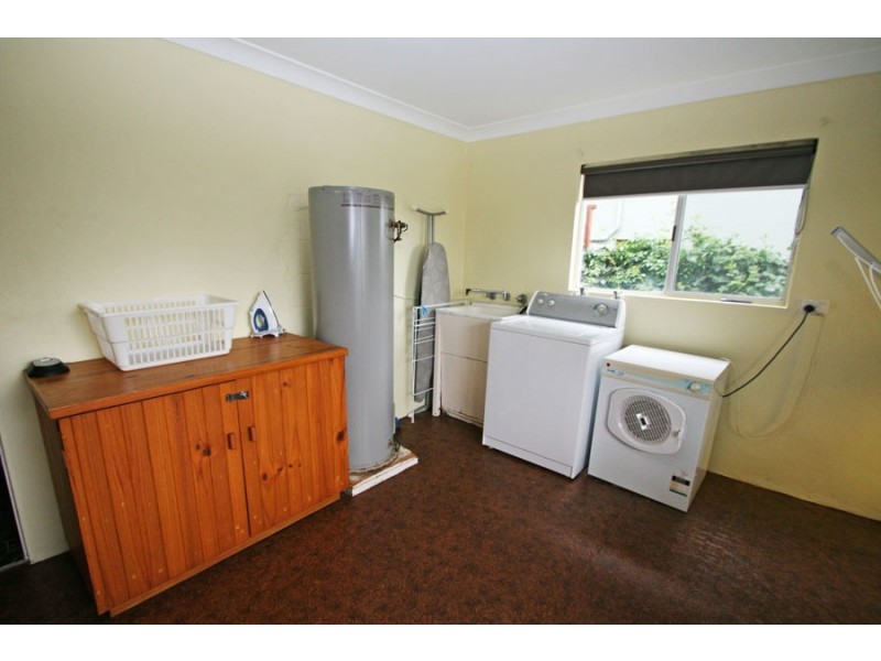 37 Ocean Road, Brooms Head NSW 2463