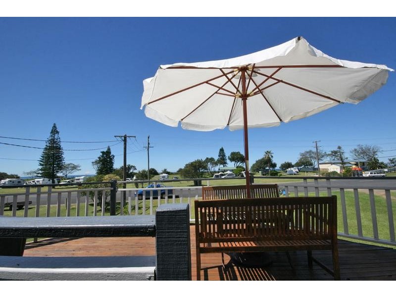 88 Ocean Road, Brooms Head NSW 2463