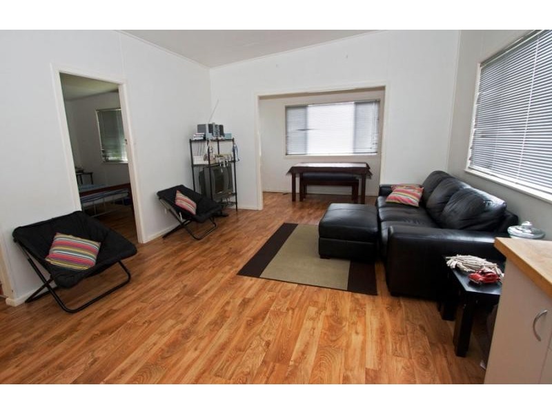 6 Boronia Street, Brooms Head NSW 2463