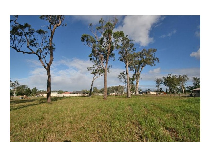 8 Cockatiel Crescent, Gulmarrad NSW 2463