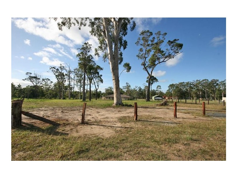 8 Cockatiel Crescent, Gulmarrad NSW 2463