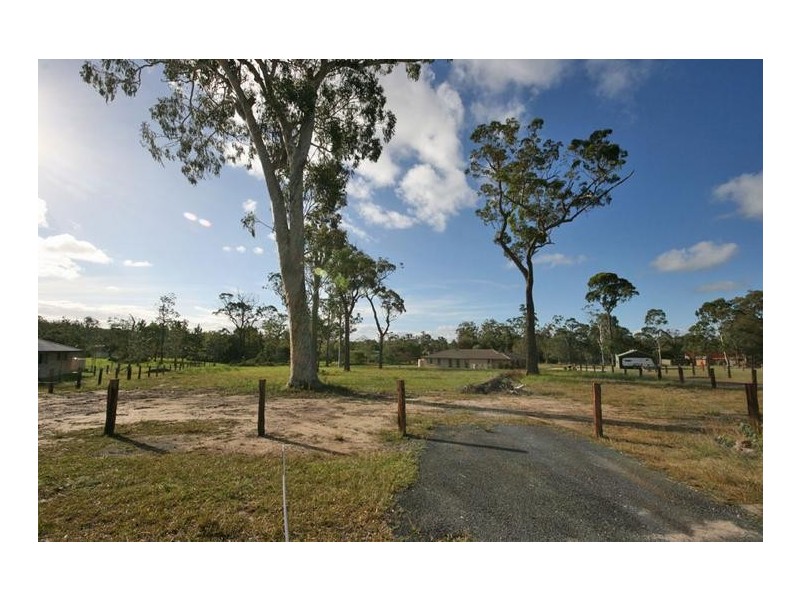 8 Cockatiel Crescent, Gulmarrad NSW 2463