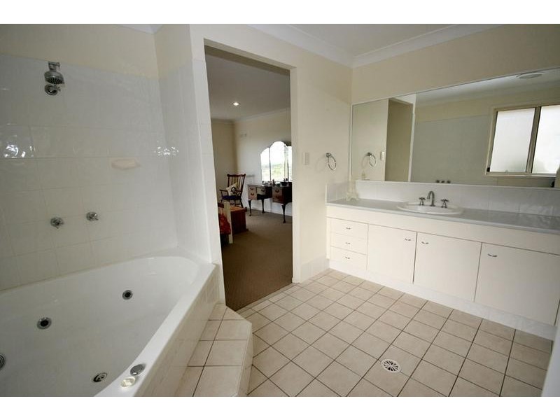 6 Highfield Court, Gulmarrad NSW 2463