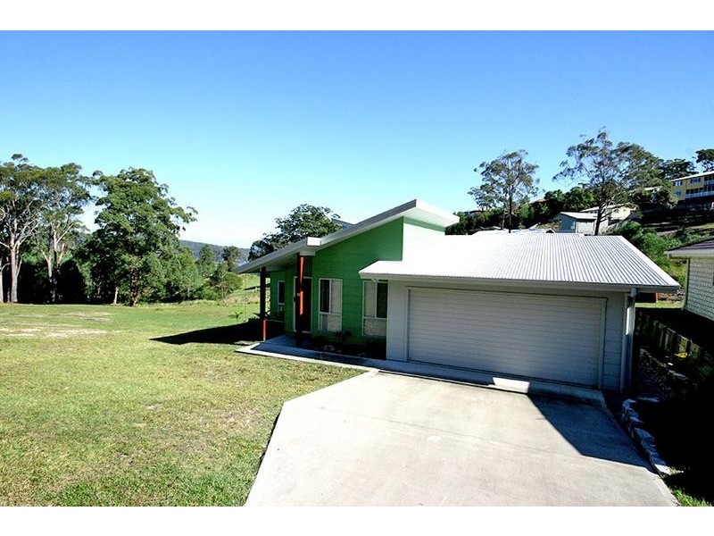 12 Highland Ridge, Maclean NSW 2463