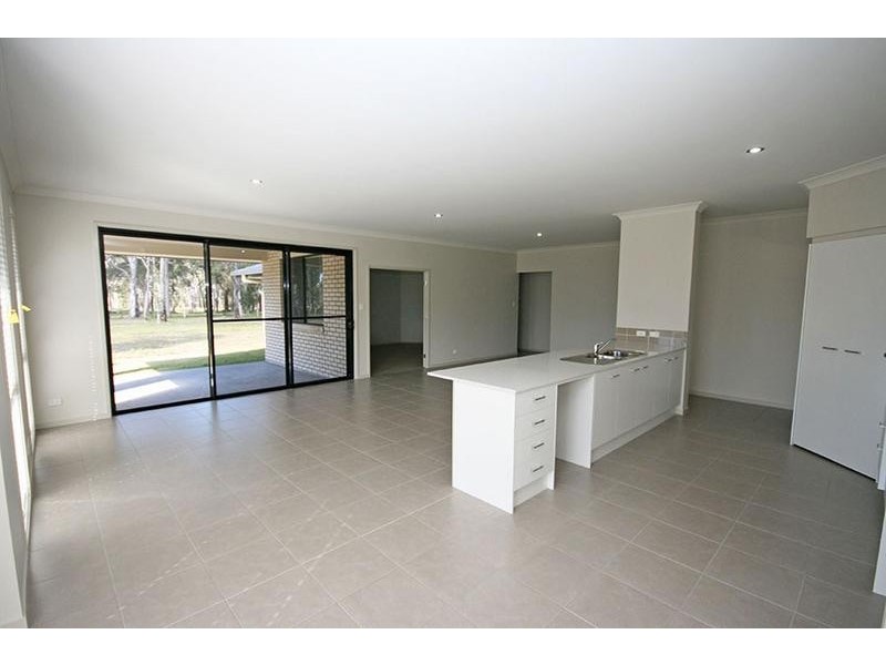 8 Dianella Drive, Gulmarrad NSW 2463