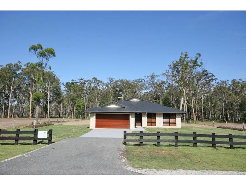 8 Dianella Drive, Gulmarrad NSW 2463