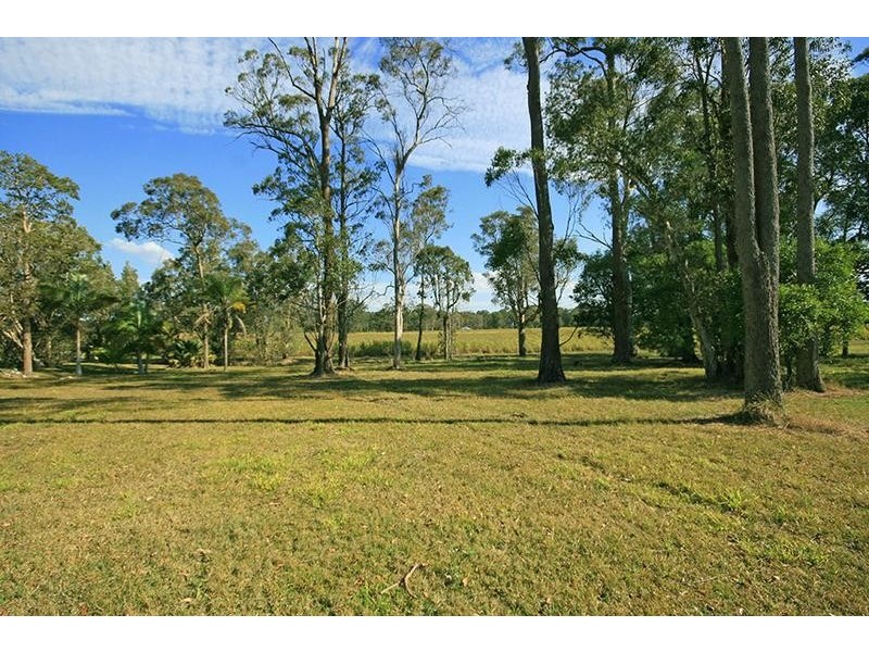 304 Brooms Head Road, Gulmarrad NSW 2463