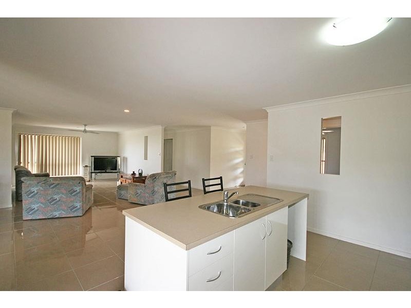 10 Parklands Drive, Gulmarrad NSW 2463