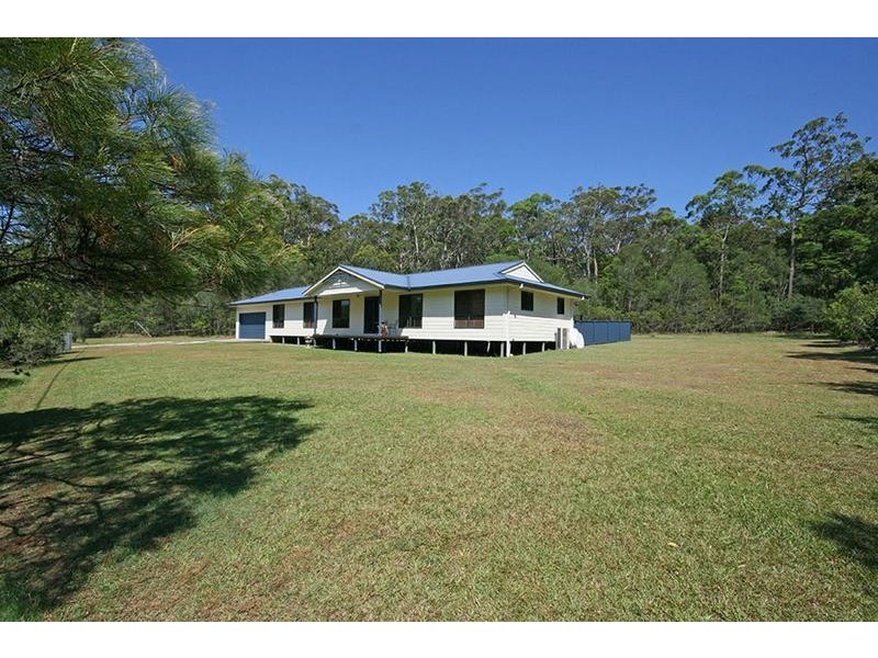 11 Gumhill Drive, Woombah NSW 2469