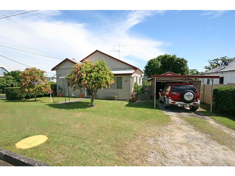 8 Oban Street, Maclean NSW 2463
