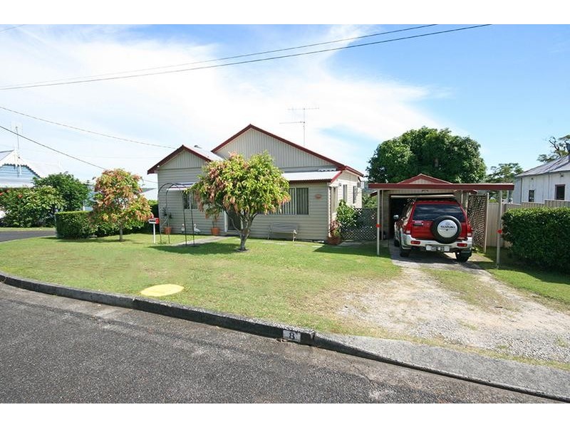 8 Oban Street, Maclean NSW 2463