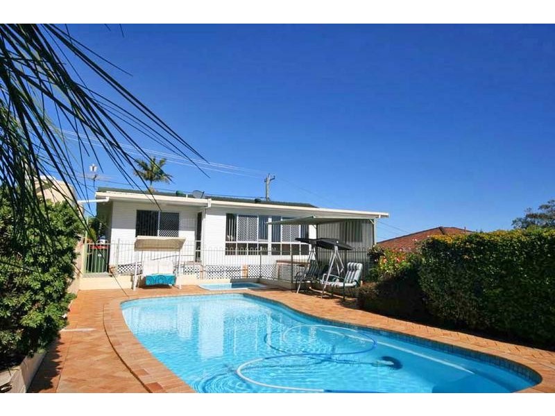 41 Taloumbi Street, Maclean NSW 2463