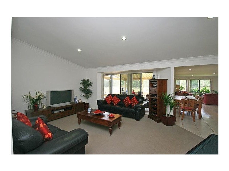 10 McKenzie Drive, Gulmarrad NSW 2463