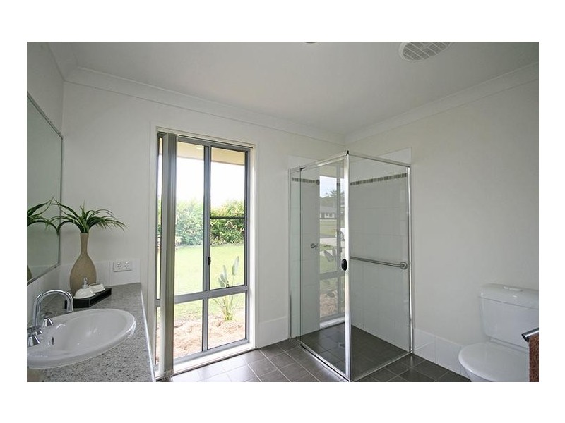 10 McKenzie Drive, Gulmarrad NSW 2463