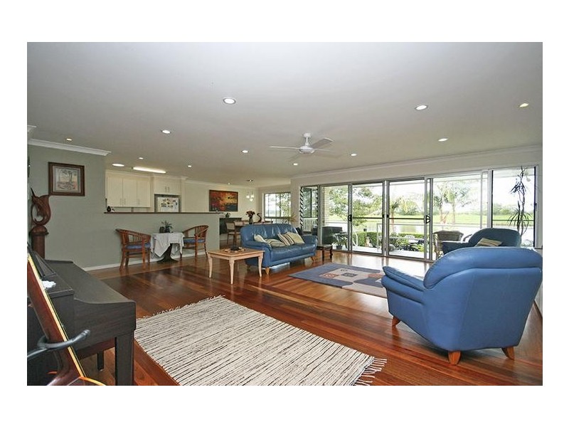52 Clarence Street, Brushgrove NSW 2460