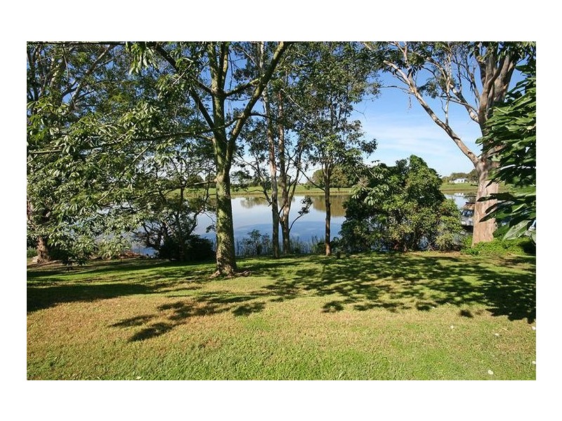 50 Clarence Street, Brushgrove NSW 2460