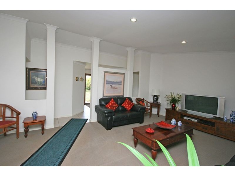 10 McKenzie Drive, Gulmarrad NSW 2463