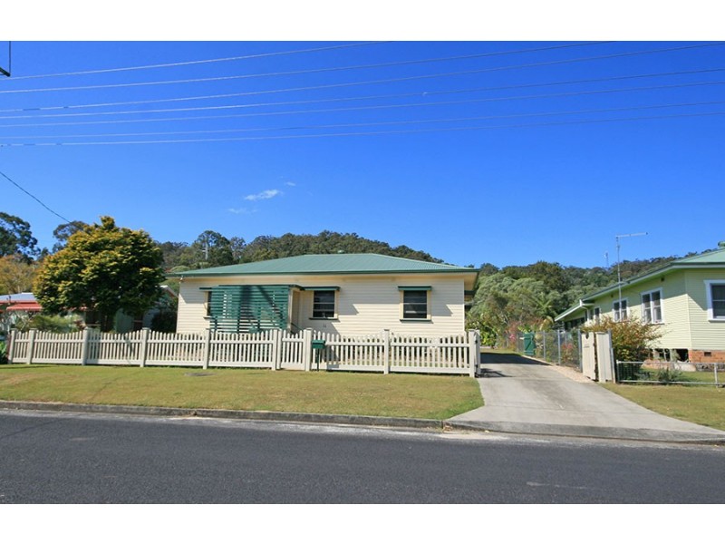 11 Roderick Street, Maclean NSW 2463