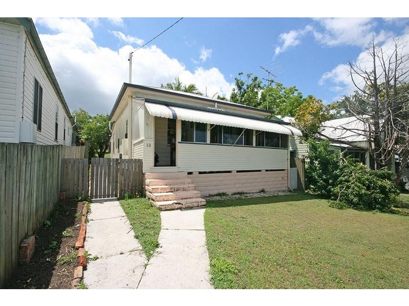 13 Oban Street, Maclean NSW 2463