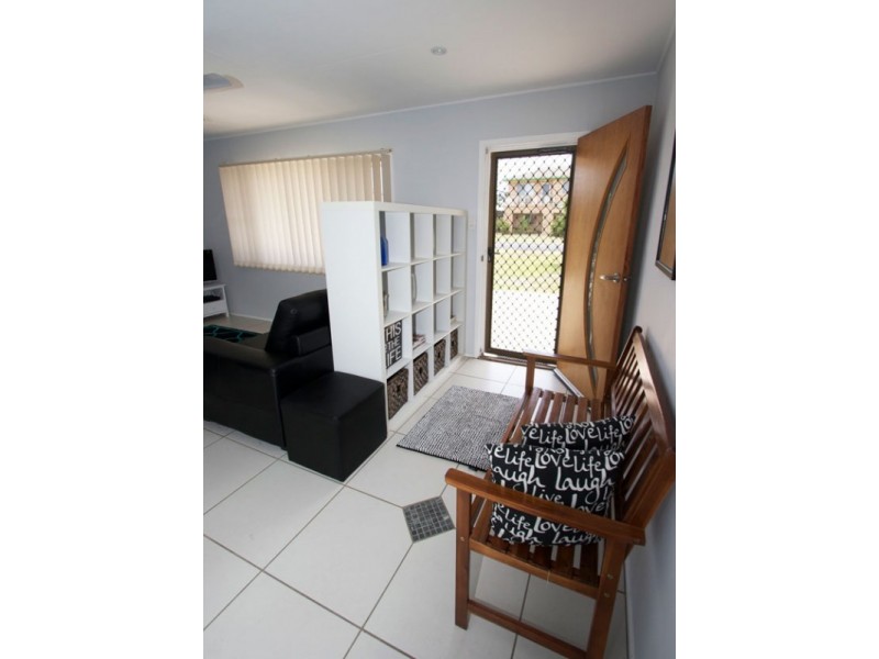 16 Honeysuckle Street, Brooms Head NSW 2463