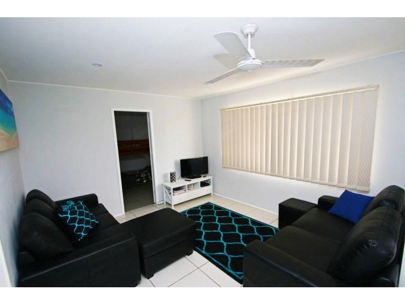 16 Honeysuckle Street, Brooms Head NSW 2463