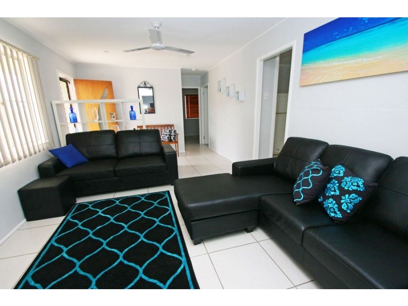 16 Honeysuckle Street, Brooms Head NSW 2463