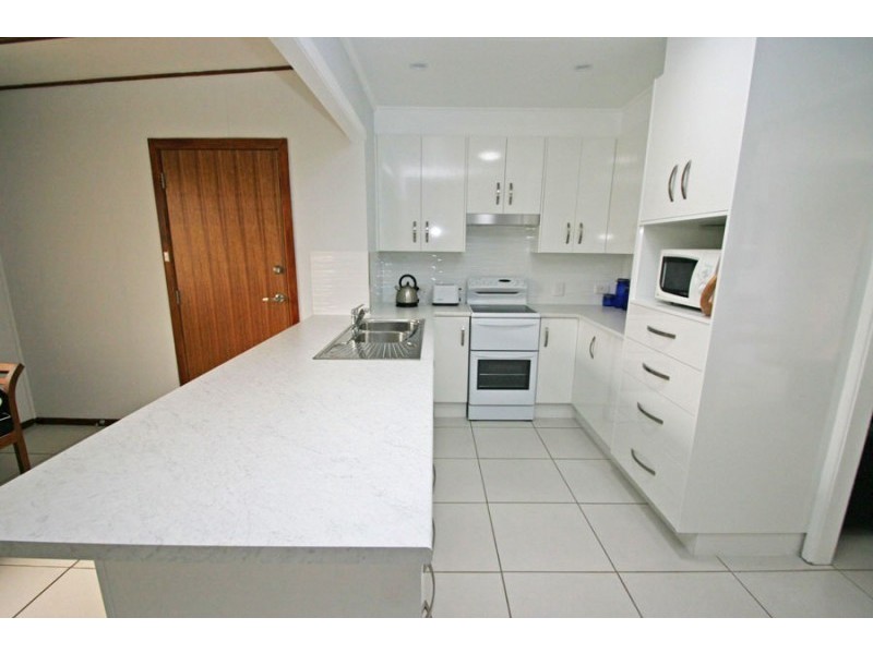 16 Honeysuckle Street, Brooms Head NSW 2463