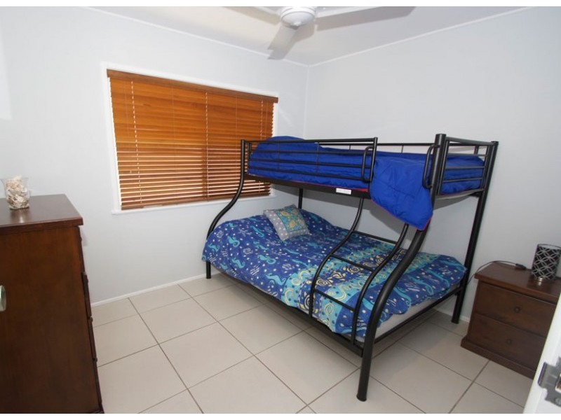 16 Honeysuckle Street, Brooms Head NSW 2463
