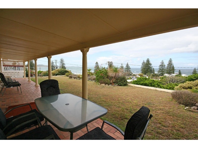 138 Ocean Road, Brooms Head NSW 2463