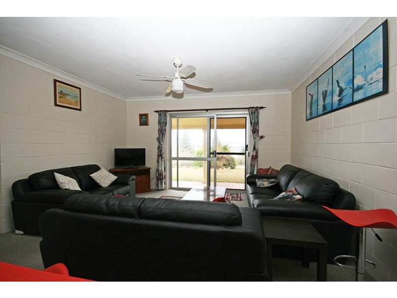 138 Ocean Road, Brooms Head NSW 2463