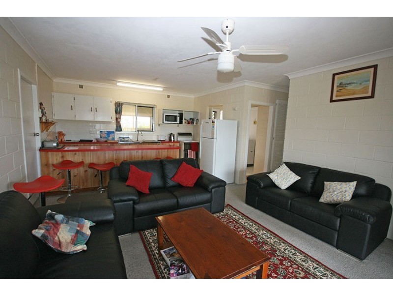 138 Ocean Road, Brooms Head NSW 2463