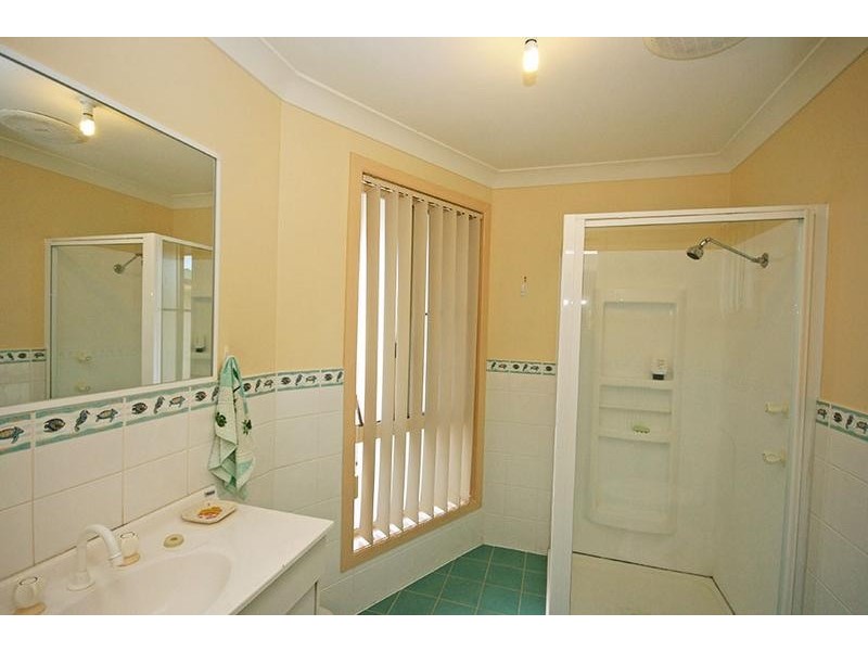 1 King Parrot Parade, Gulmarrad NSW 2463
