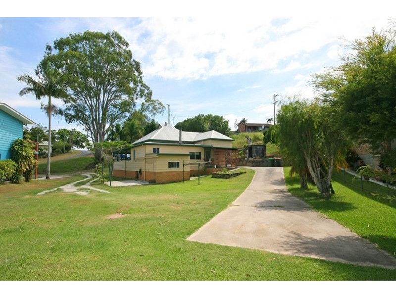 4 Cameron Street, Maclean NSW 2463