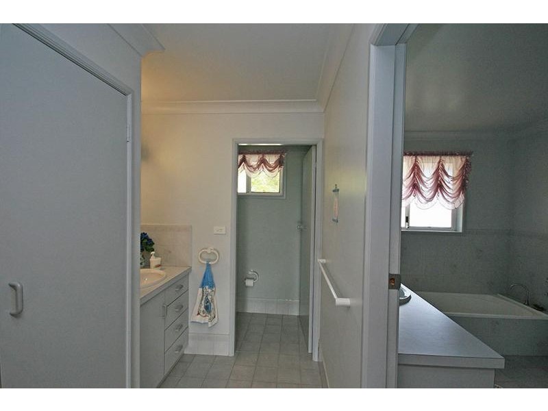 8 Amber Close, Townsend NSW 2463