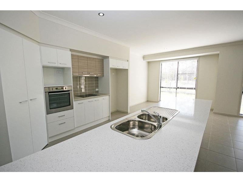 37 Dianella Drive, Gulmarrad NSW 2463