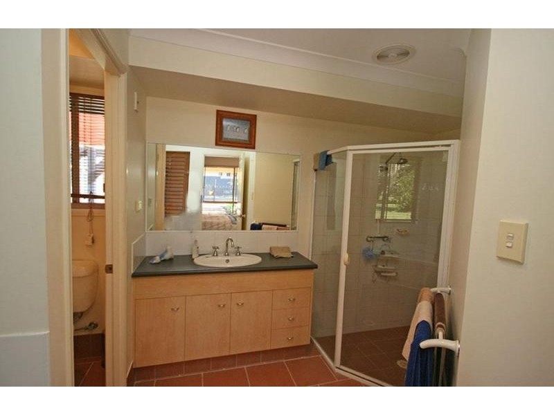 37 Clyde Essex Drive, Gulmarrad NSW 2463