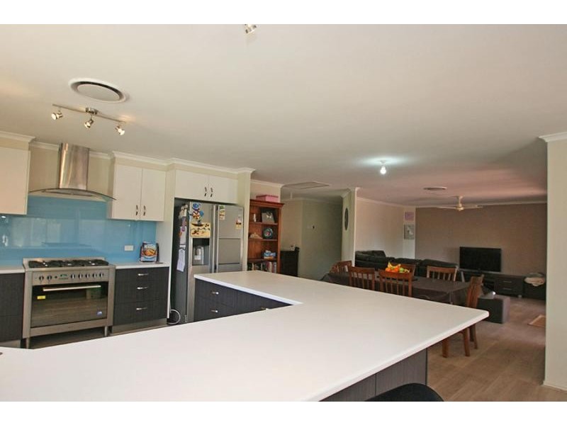 10 King Parrot Parade, Gulmarrad NSW 2463