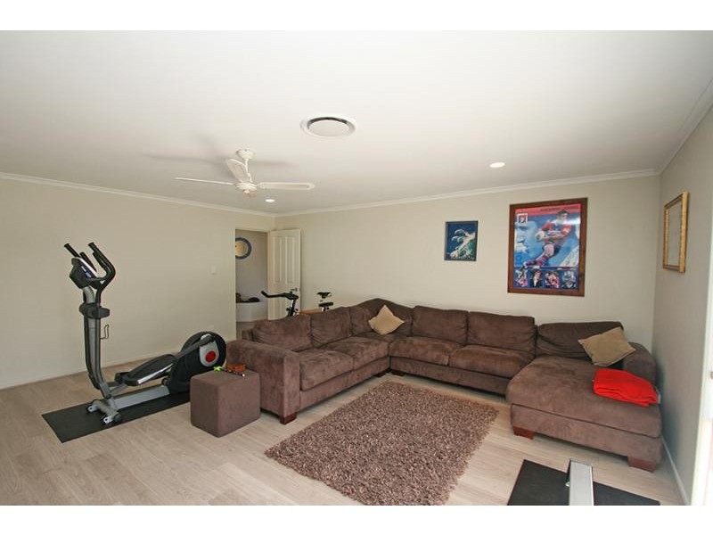 10 King Parrot Parade, Gulmarrad NSW 2463