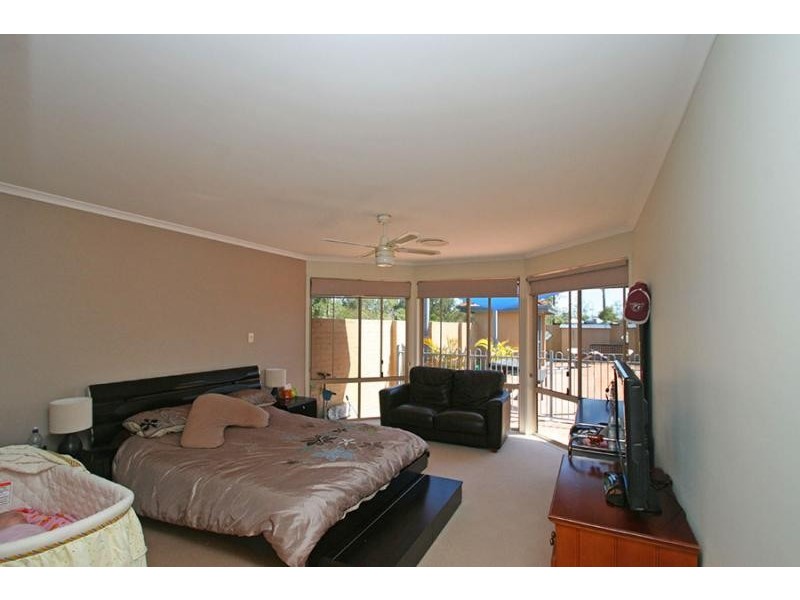10 King Parrot Parade, Gulmarrad NSW 2463